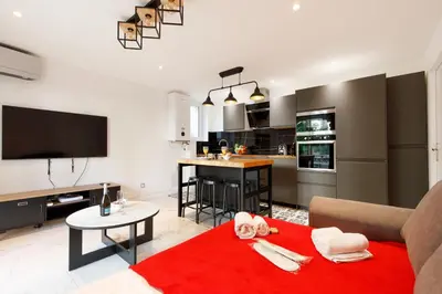 Cuisine ou kitchenette dans l'établissement Cyclades YourHostHelper