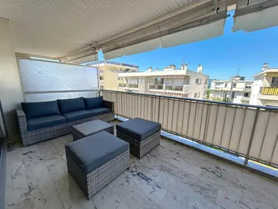 Balcon ou terrasse dans l'établissement Appartement Canto bright appartement Croisette beach