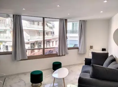 Coin salon dans l'établissement Résidence Graziella Appartement 99