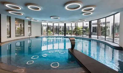 Piscine de l'établissement Luxury garden apartment 2BR in the best development of Cap d'Antibes-Juan les Pins ou située à proximité
