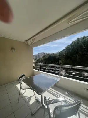 Balcon ou terrasse dans l'établissement Ambre d' Or apartment by Welcome to Cannes