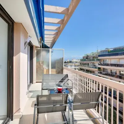 LE BALZAC T3 centre ville proche toutes commodités