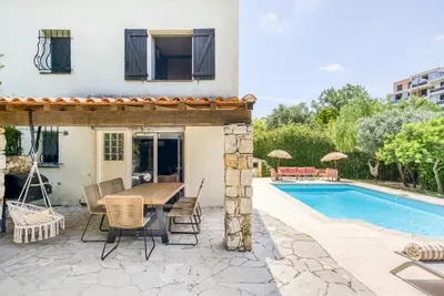 Piscine de l'établissement Villa Inti - piscine, jardin privé & barbecue ou située à proximité