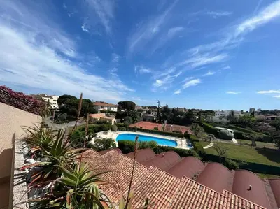 Piscine de l'établissement Appartement 4 personnes Antibes Mer, Piscine, Parking, Tennis, Wifi ou située à proximité