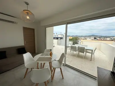 Balcon ou terrasse dans l'établissement Superbe T2 en dernier étage