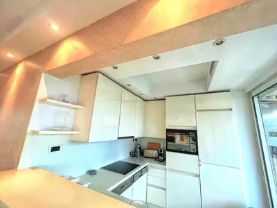 Cuisine ou kitchenette dans l'établissement Colony apartment with parking, by Welcome to Cannes