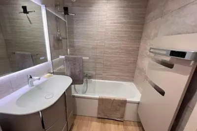 Salle de bains dans l'établissement Appartement Orangerie - Welkeys