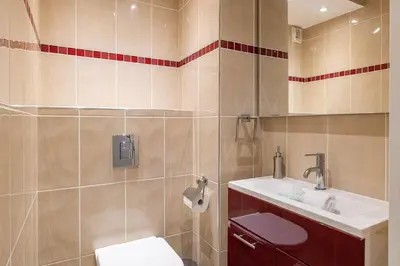 Salle de bains dans l'établissement La Palmeraie - Piscine et Toit Terrasse