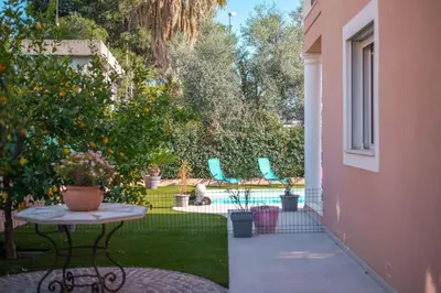 Piscine de l'établissement Villa moderne avec Piscine, proche mer ou située à proximité