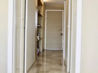 Plan de l'établissement Superbe appartement climatisé avec terrasse et jardin à Villeneuve Loubet Plage - FR-1-252A-106