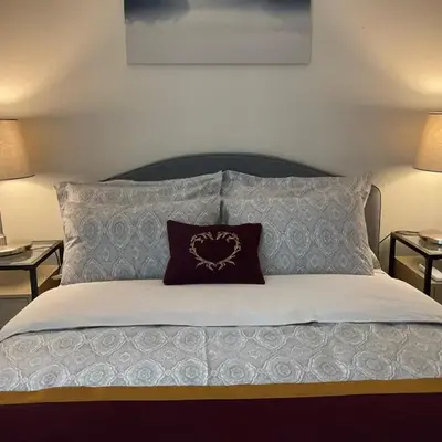 Luxury One bedroom with garden