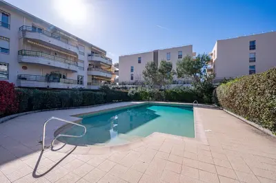 Piscine de l'établissement LE REGENT PARK Appartement for 6 By Sunset ou située à proximité