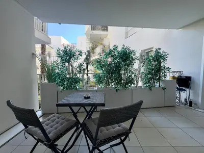Balcon ou terrasse dans l'établissement Cannes Maria SCLS - Wifi, Parking, Spacieux