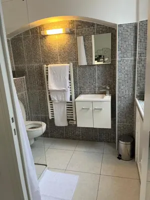 Salle de bains dans l'établissement Studio au cœur de Cannes