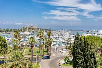 Plan de l'établissement A2 -Staywiz us - 1 BDR Antibes Sea & Port View - AC, Garage & Terrace