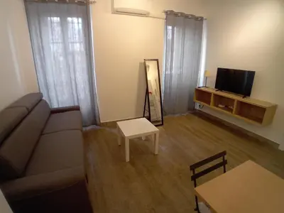 Télévision ou salle de divertissement dans l'établissement 11 Rue Vauban