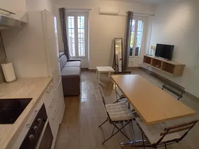 Télévision ou salle de divertissement dans l'établissement 11 Rue Vauban