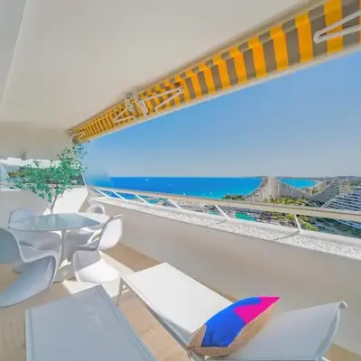 T3 luxe - vue mer panoramique - Marina baie des anges
