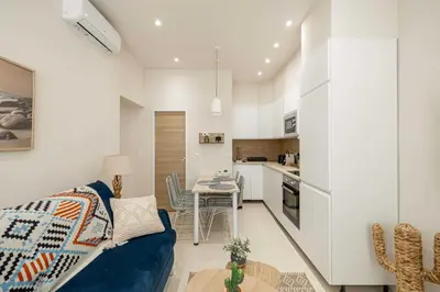 Cuisine ou kitchenette dans l'établissement Cozy renovated apartment - 1BR4p - Hyper Center