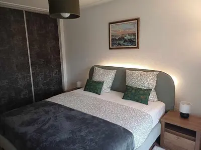 Un ou plusieurs lits dans un hébergement de l'établissement Le Diego Suarez, 5 Pers, Climatisation, Parking, 100m des plages