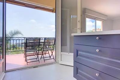 Balcon ou terrasse dans l'établissement Villa Nostrodamo Villa with panoramic sea view