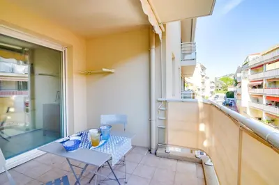 Balcon ou terrasse dans l'établissement Parc RL Perfect 1 bedroom apartment next to beaches and shops