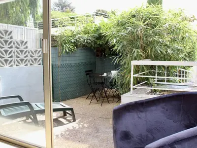 Balcon ou terrasse dans l'établissement Appartement RDC à Villeneuve-Loubet - 2 Pièces, 45m², 4 Couchages, Plage à 100m - FR-1-252A-113