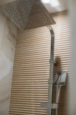Plan de l'établissement Jungle Room Jacuzzi Privé Évasion en amoureux