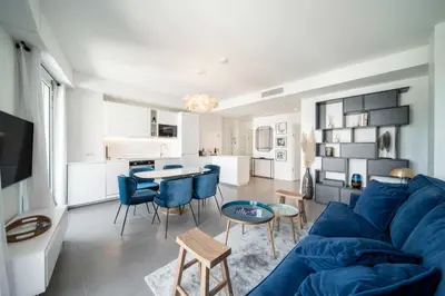 Cuisine ou kitchenette dans l'établissement Superb 55m2 apartment - Heart of Cannes - 2BR4p