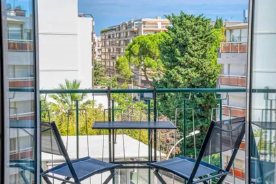 Balcon ou terrasse dans l'établissement Superb 55m2 apartment - Heart of Cannes - 2BR4p