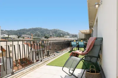 Vue générale sur la montagne ou vue sur la montagne depuis l'appartement