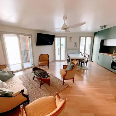 Apartment Vieil Antibes 82 m2 with secured private parking 3 Rooms