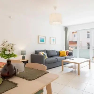 Plaza Antibes one-bedroom apartment with AC