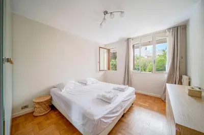 Un ou plusieurs lits dans un hébergement de l'établissement Magnifique appartement T3 centre Cannes