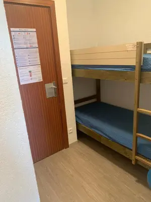 Un ou plusieurs lits superposés dans un hébergement de l'établissement magnifique studio 4 personne à deux pas de la plage