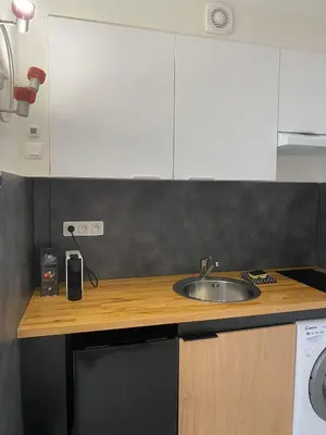 Cuisine ou kitchenette dans l'établissement Grand Studio centre de Cannes