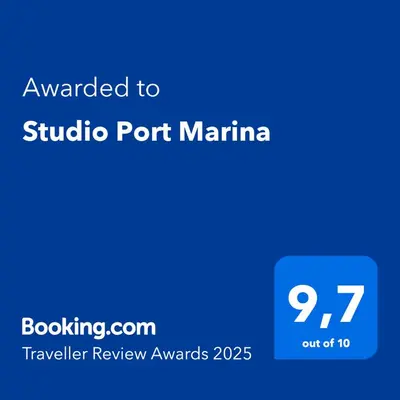 Certificat, récompense, panneau ou autre document affiché dans l'établissement STUDIO-PORT-MARINA, Parking privé, climatisé au 