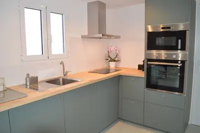 Cuisine ou kitchenette dans l'établissement Charming Southern house