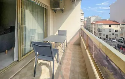 Balcon ou terrasse dans l'établissement 1 Bedroom Awesome Apartment In Cannes