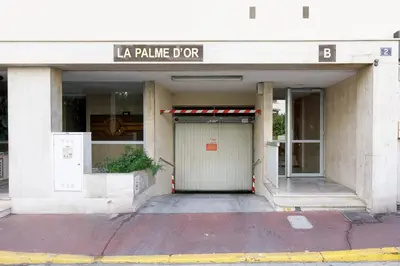 Façade ou entrée de l'établissement Royal Palm YourHostHelper
