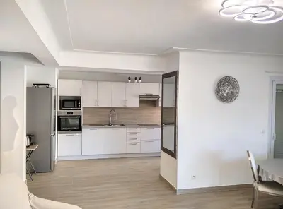 Cuisine ou kitchenette dans l'établissement Residence les Etoiles