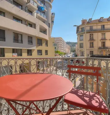 Balcon ou terrasse dans l'établissement Superb 2 Bedrooms, 1 sofabed 3P1 by RIVAEVENT