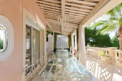 Plan de l'établissement Dans villa spa hammam sauna piscine, 5 chambres