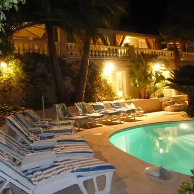 Dans villa spa hammam sauna piscine
