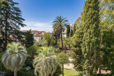 Jardin de l'établissement Quiet and luxurious studio - Cannes Center