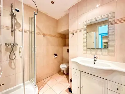 Salle de bains dans l'établissement Miramar - Studio Croisette - Vue Mer Panoramique