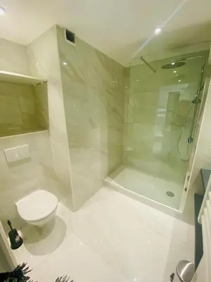 Salle de bains dans l'établissement Résidence Graziella appartement 410