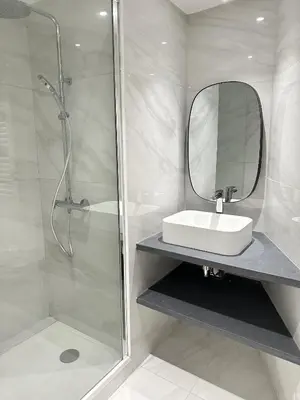 Salle de bains dans l'établissement Résidence Graziella appartement 410