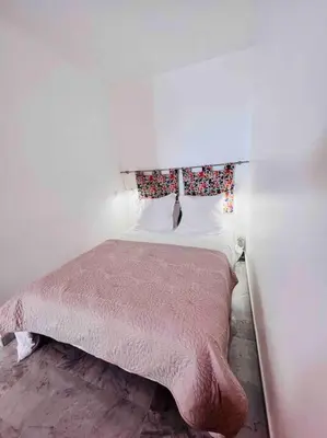 Un ou plusieurs lits dans un hébergement de l'établissement L'Eden : Apt 4 Prs, clim, parking,300 m des plages