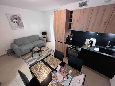 Cuisine ou kitchenette dans l'établissement Le Cosy Corner : Apt 2 pers de standing + Terrasse